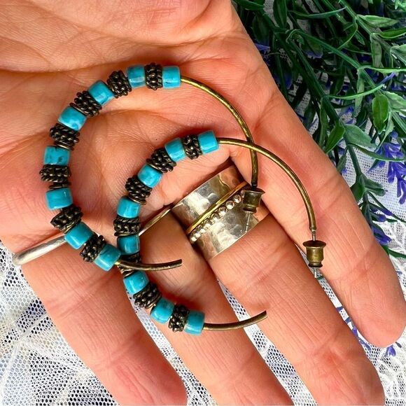 Vintage Brass & Marbled Blue Acrylic Hoop Earrings - Picture 4 of 6